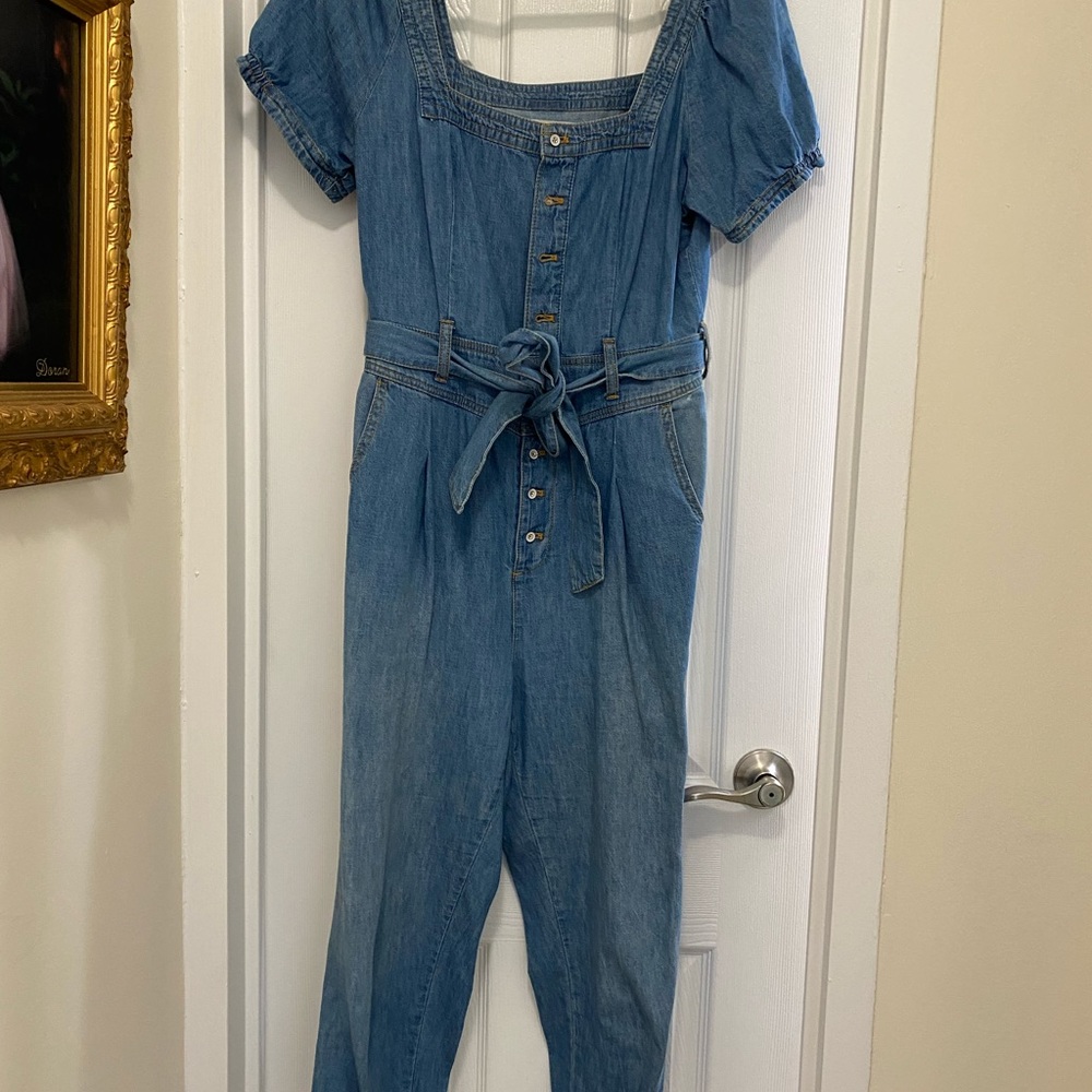 Pilcro overalls by Anthropologie size 8. Lightly worn in great condition!